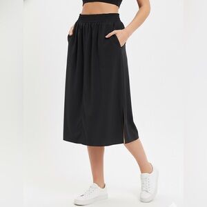 Athleta Savannah Black Sporty Midi Skirt with Side Slits&Zipper Pockets - Size L